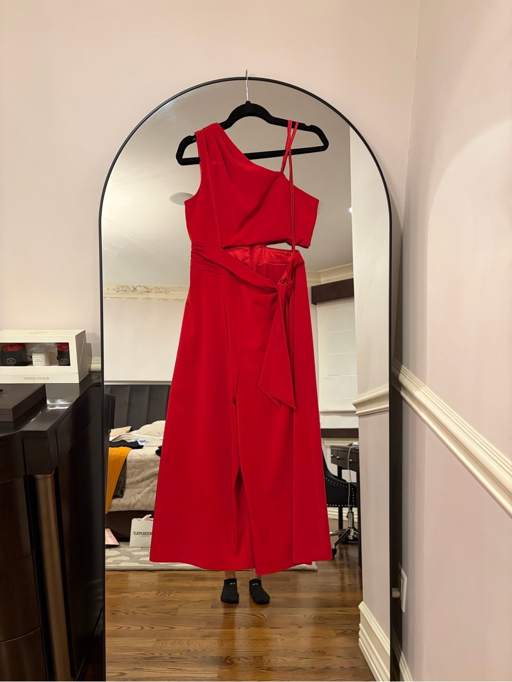Elegant Red One-Shoulder Jumpsuit with Side Tie